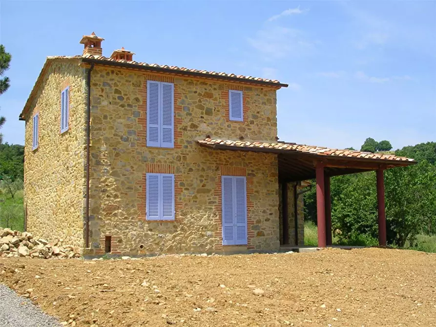 Immagine 21 di Casa colonica in vendita  a Radicondoli