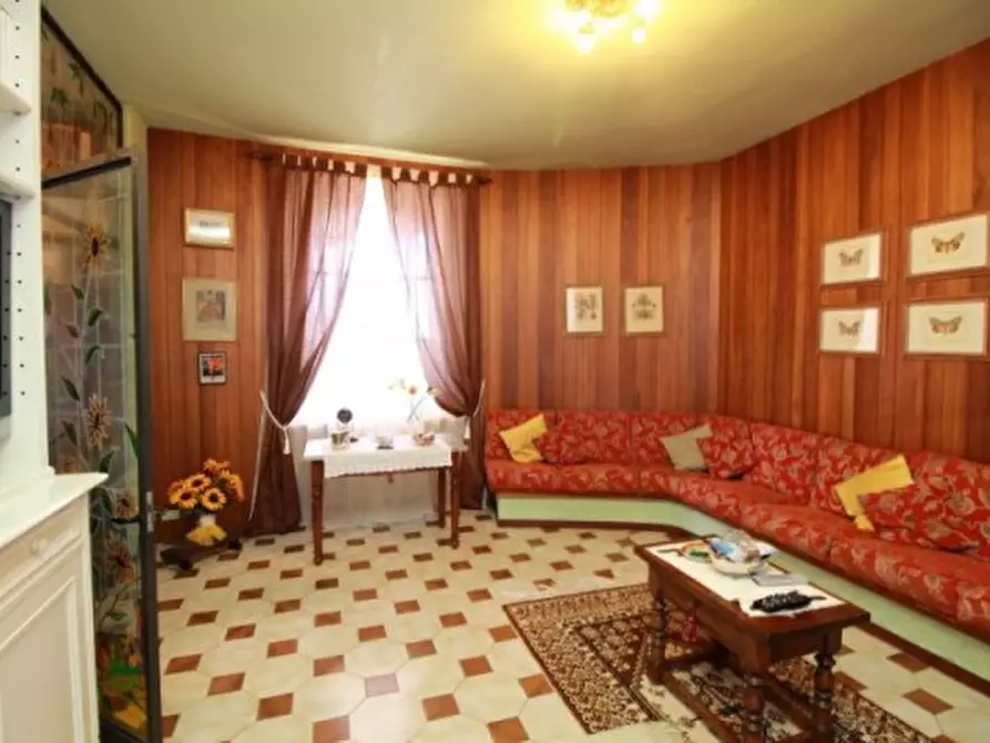 Immagine 7 di Villa in vendita  a Sovicille