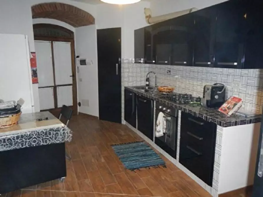 Immagine 4 di Appartamento in vendita  a Gavorrano