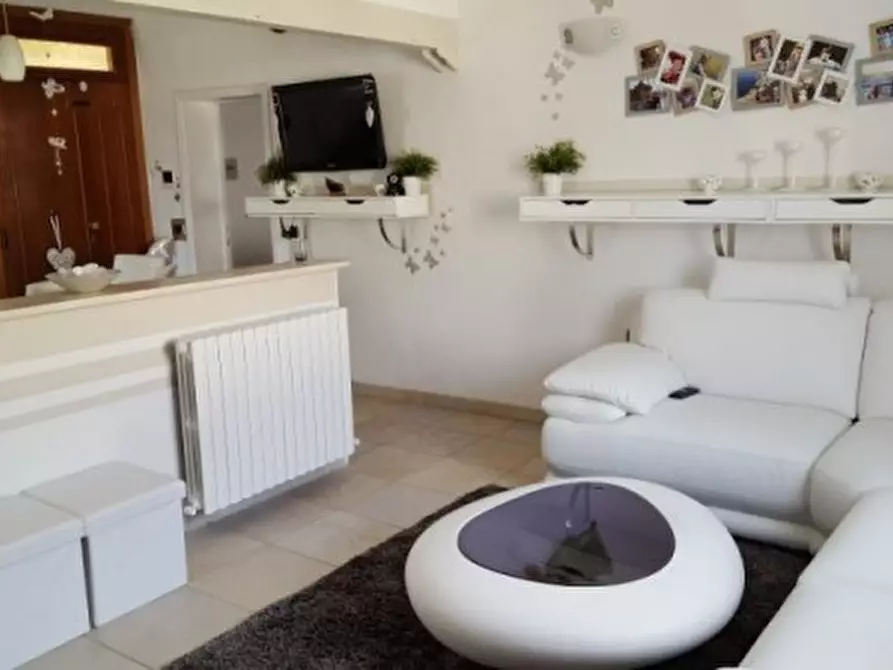 Immagine 5 di Appartamento in vendita  a Montalcino