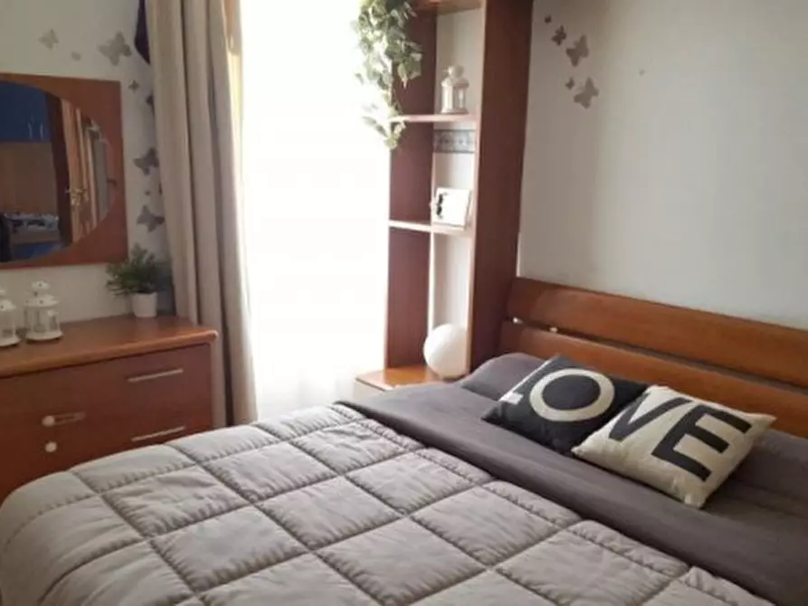 Immagine 8 di Appartamento in vendita  a Montalcino