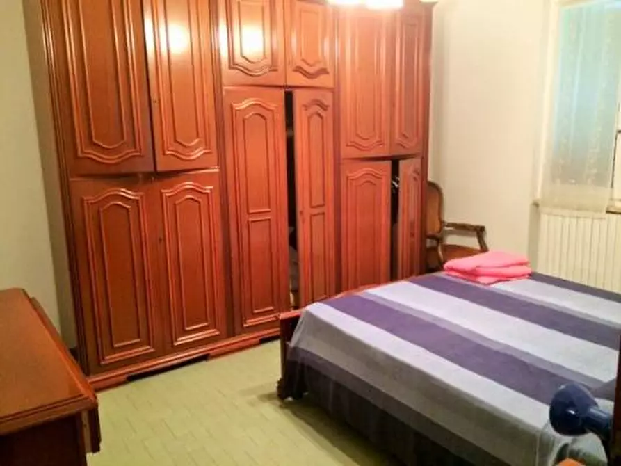 Immagine 10 di Villa in vendita  a Massa