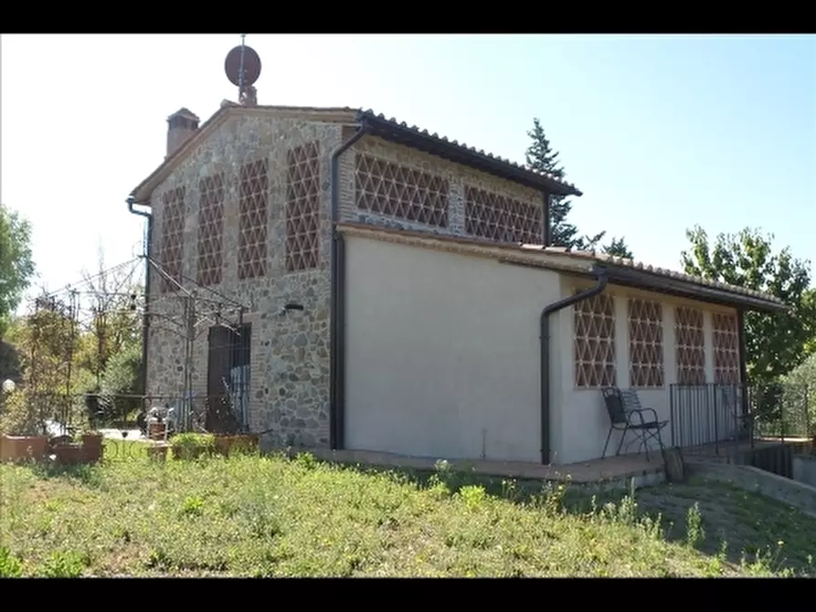 Immagine 1 di Casa colonica in vendita  a Montaione