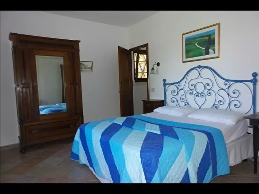 Immagine 33 di Casa colonica in vendita  a Montaione