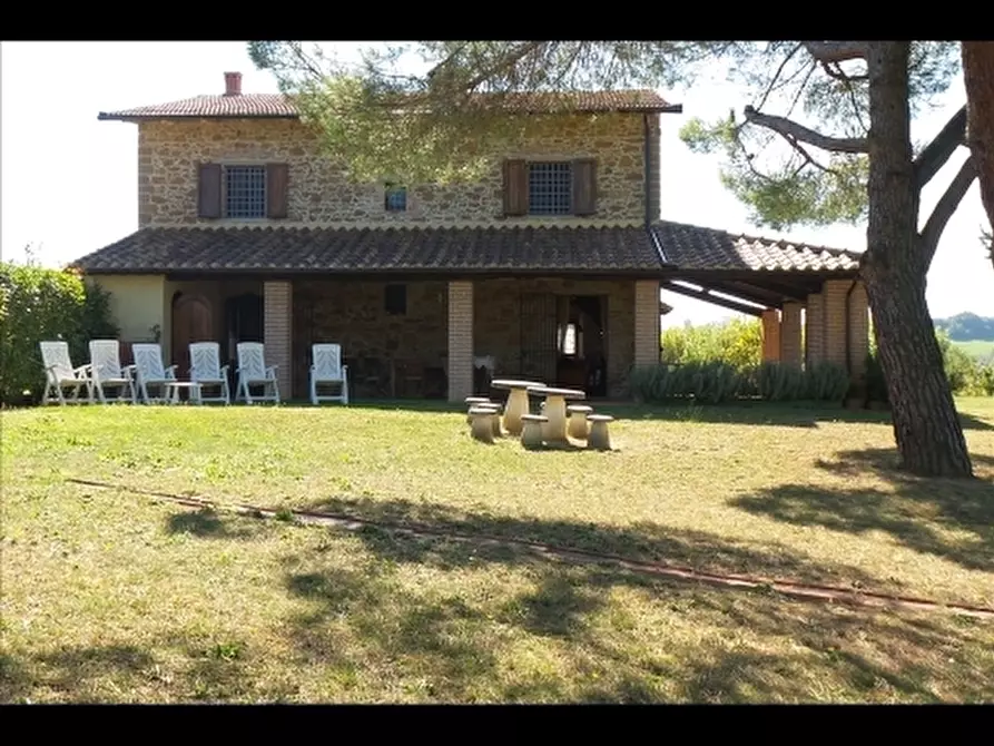 Immagine 7 di Casa colonica in vendita  a Montaione
