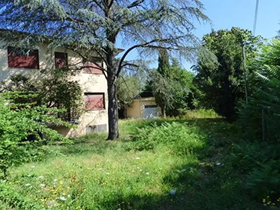 Immagine 16 di Villa in vendita  a Capannori