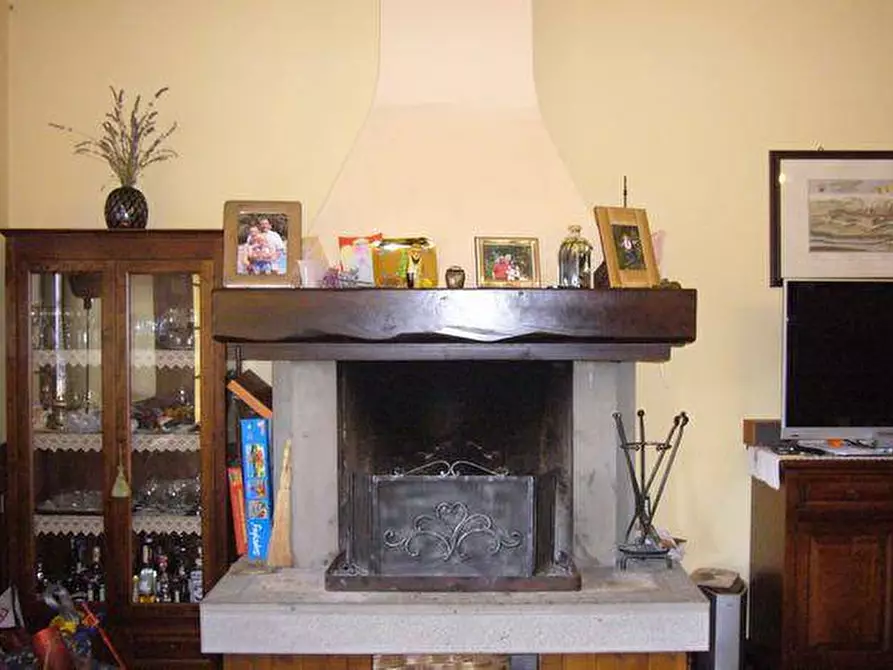 Immagine 15 di Villa in vendita  a Lucca