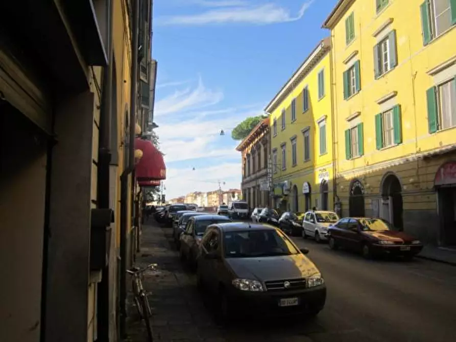 Immagine 7 di Locale commerciale in affitto  a Pisa