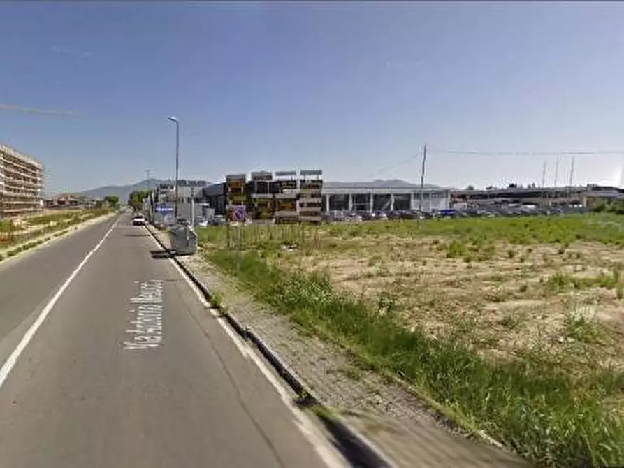 Immagine 6 di Ufficio in affitto  a Pisa