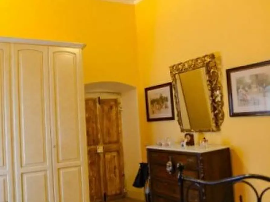 Immagine 6 di Appartamento in vendita  a Carrara