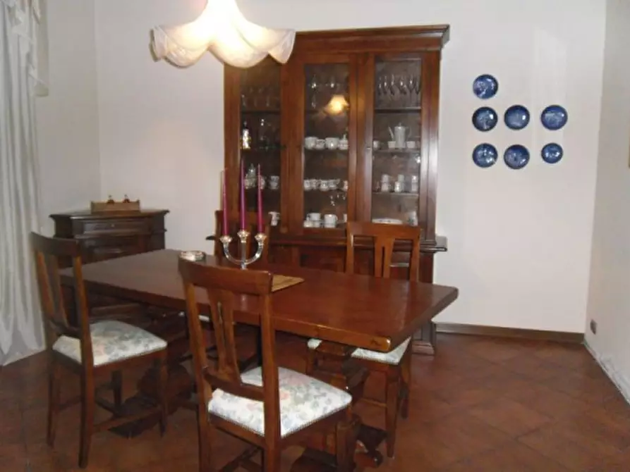 Immagine 12 di Villa in vendita  a Altopascio