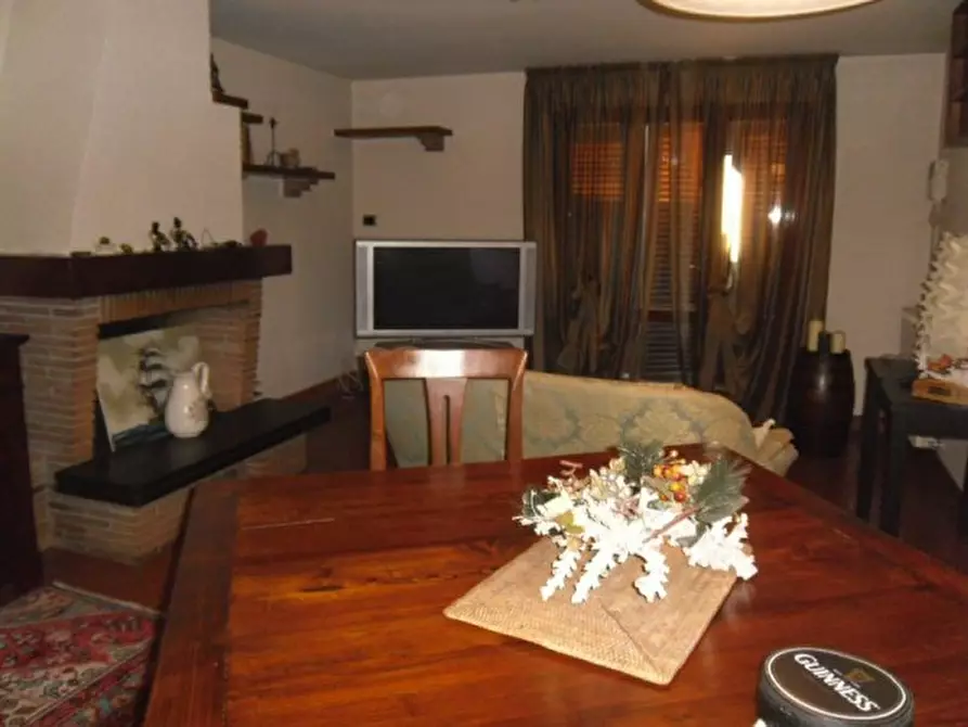 Immagine 9 di Villa in vendita  a Altopascio