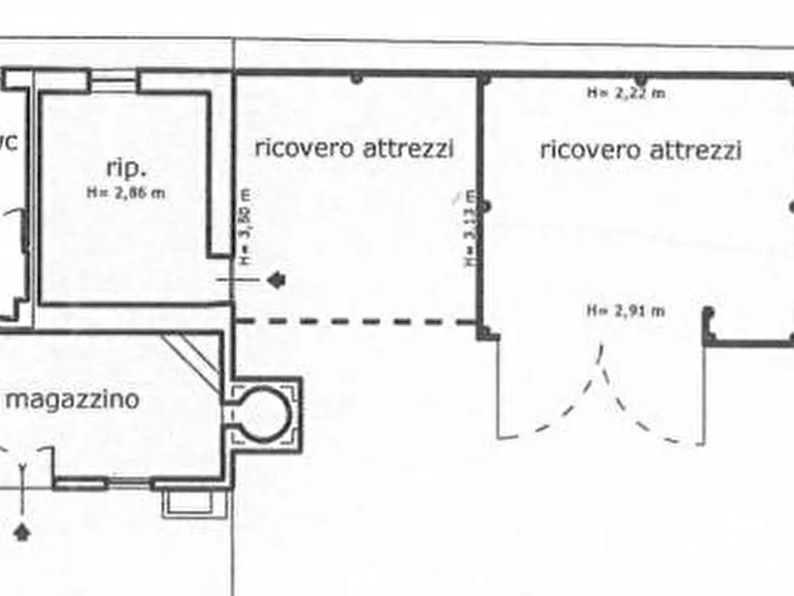 Immagine 9 di Rustico / casale in vendita  a Capannori