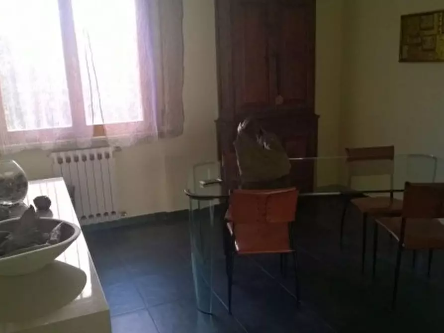 Immagine 7 di Villa in vendita  a Cascina