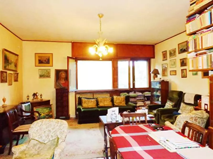 Immagine 1 di Appartamento in vendita  a Pisa