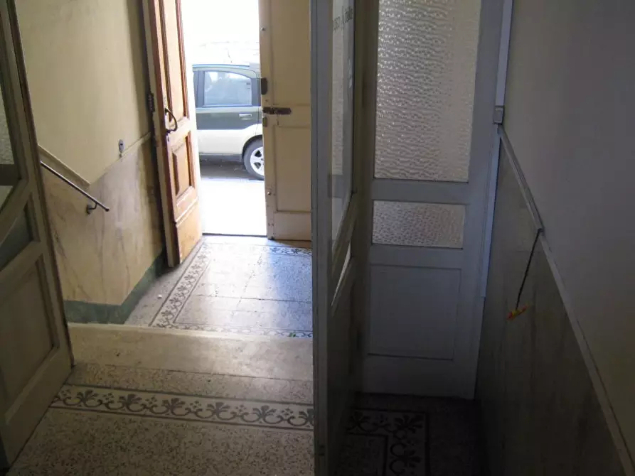 Immagine 1 di Villa in vendita  a Empoli