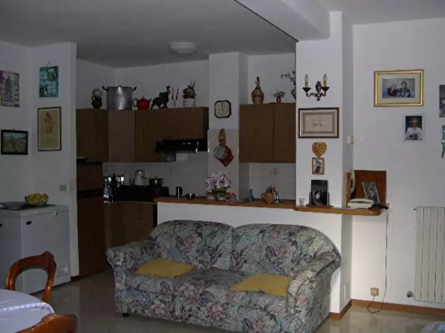 Immagine 7 di Casa bifamiliare in vendita  a Casale Marittimo