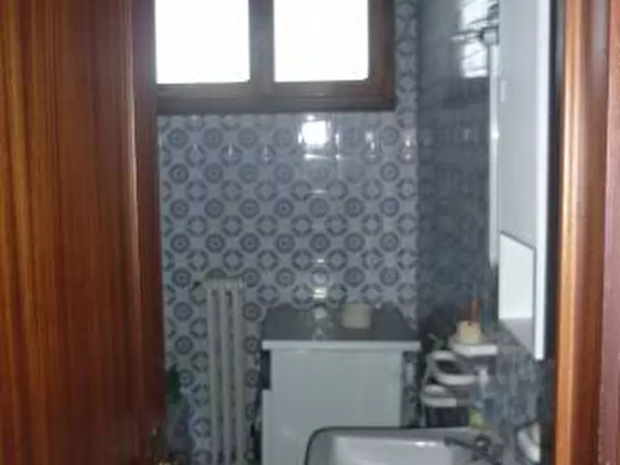 Immagine 5 di Appartamento in vendita  a Siena