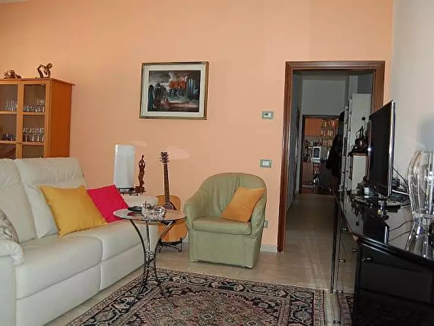 Immagine 2 di Appartamento in vendita  a Castelnuovo Berardenga