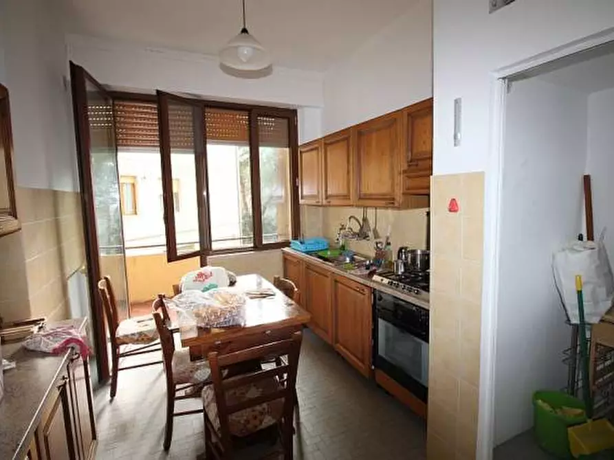 Immagine 5 di Appartamento in vendita  a Siena