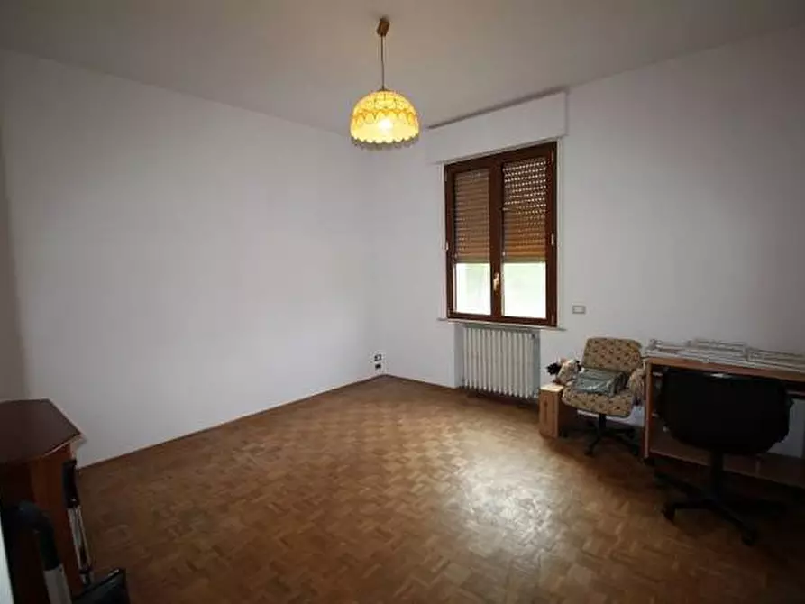 Immagine 7 di Appartamento in vendita  a Siena