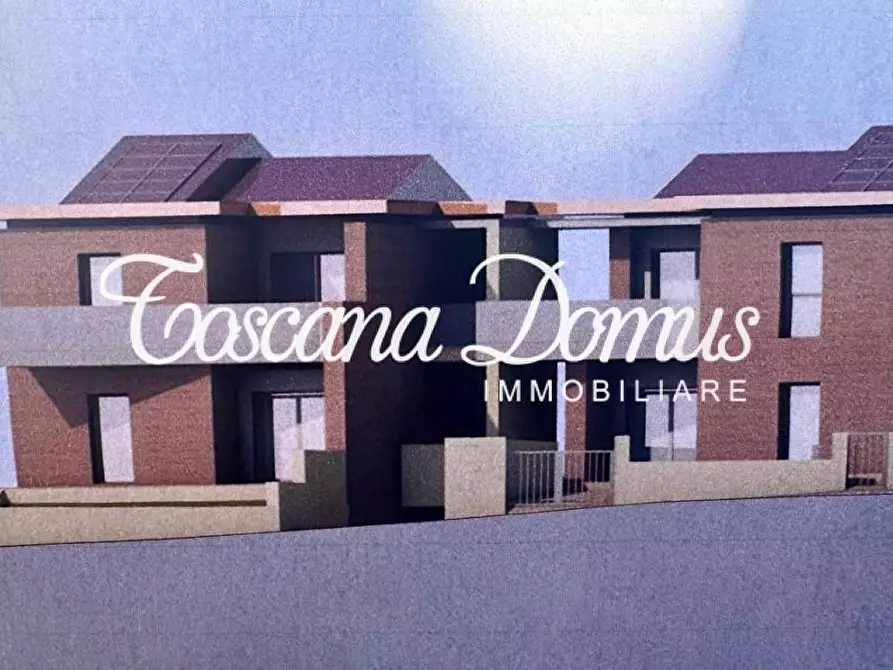 Immagine 2 di Casa trifamiliare in vendita  a Siena