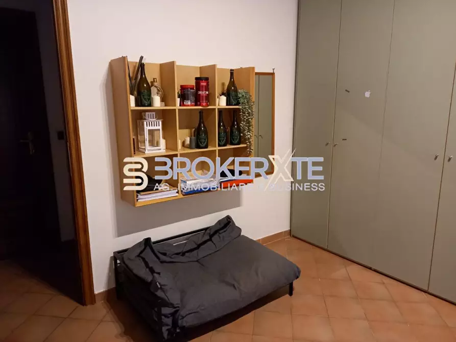 Immagine 3 di Appartamento in vendita  a Carrara