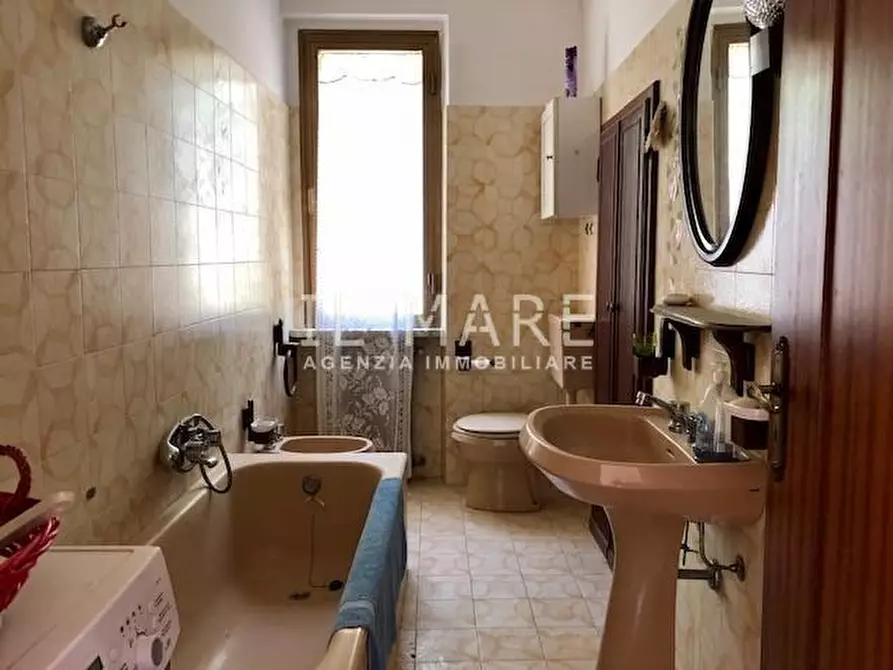 Immagine 8 di Rustico / casale in vendita  a Fivizzano