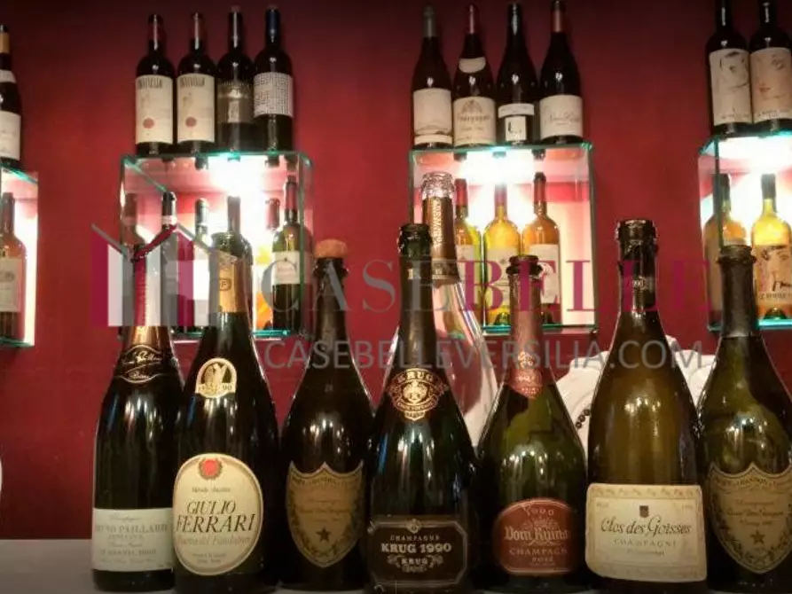 Immagine 2 di Bar / Ristorante in vendita  a Massa