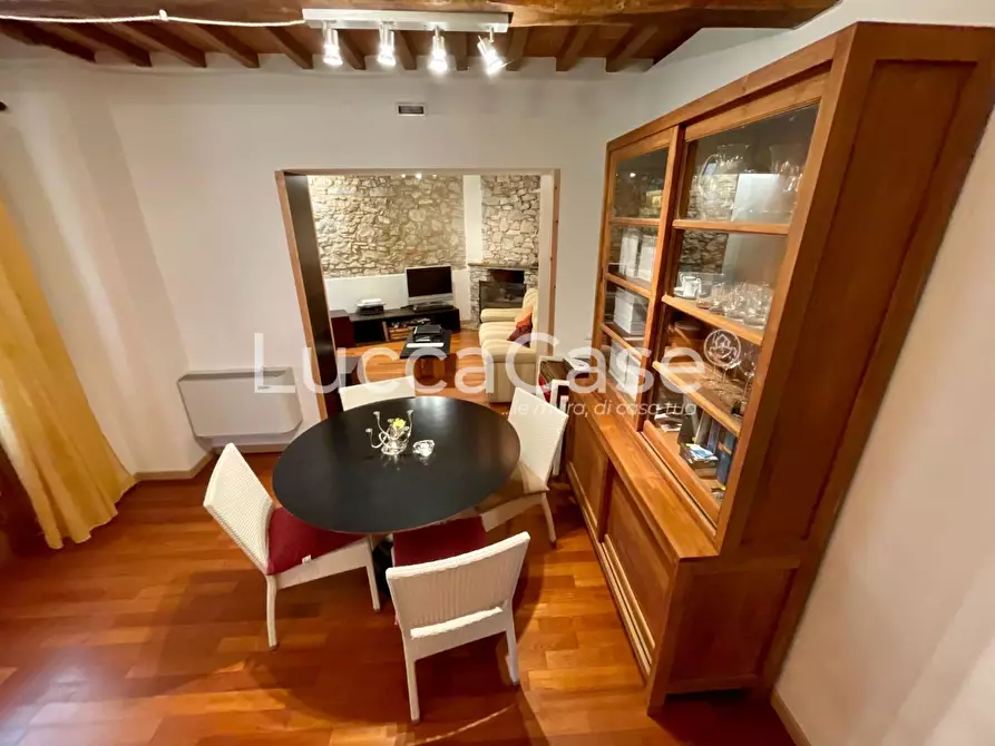 Immagine 16 di Rustico / casale in vendita  a Camaiore