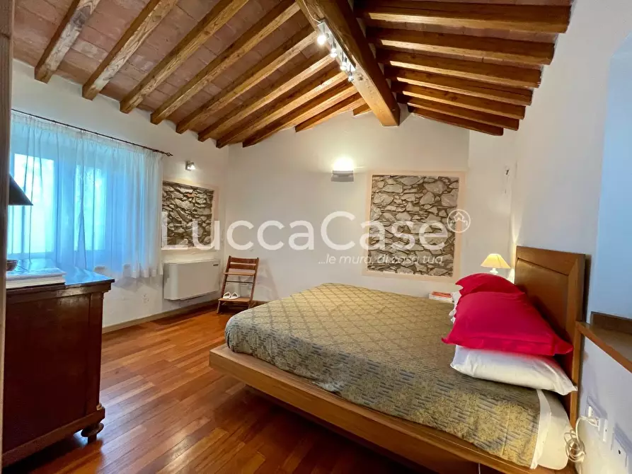 Immagine 23 di Rustico / casale in vendita  a Camaiore