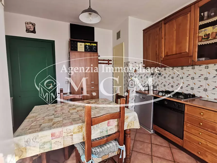 Immagine 11 di Appartamento in vendita  a Santa Maria A Monte