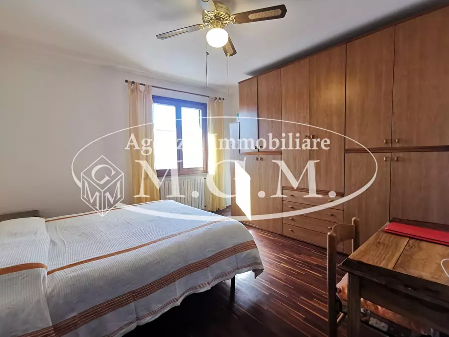 Immagine 12 di Appartamento in vendita  a Santa Maria A Monte