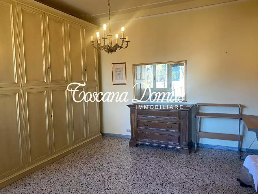 Immagine 5 di Appartamento in vendita  a Siena