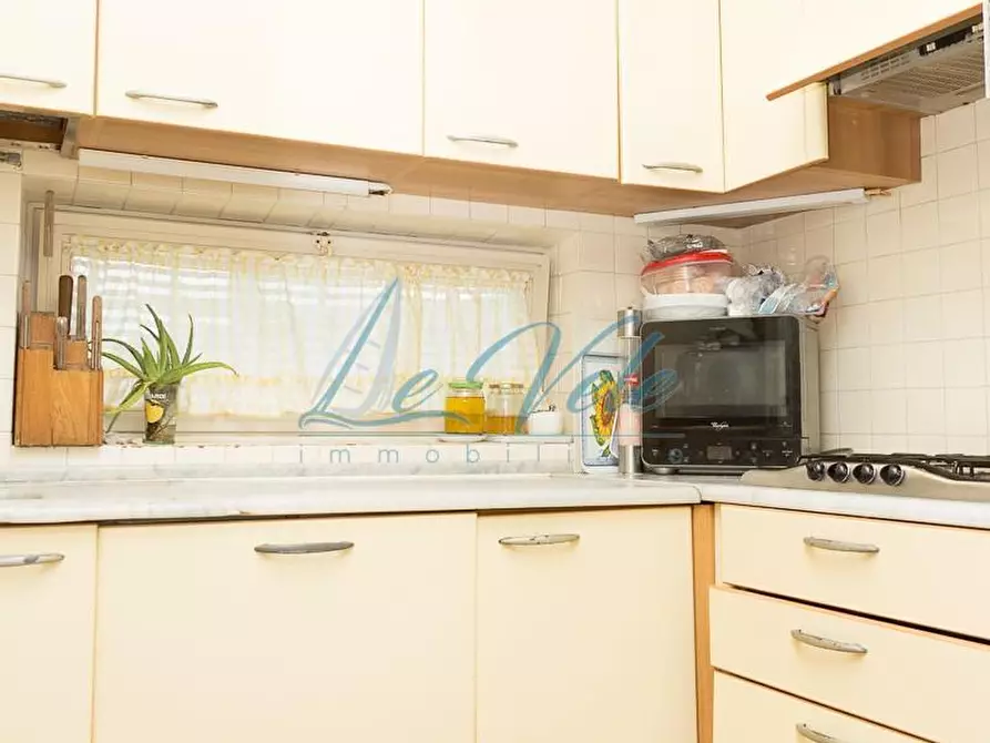 Immagine 10 di Casa indipendente in vendita  a Massa