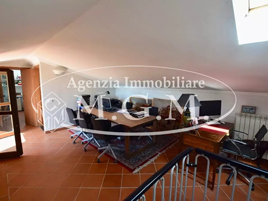 Immagine 15 di Appartamento in vendita  a Pontedera