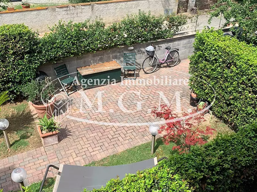 Immagine 24 di Appartamento in vendita  a Pontedera