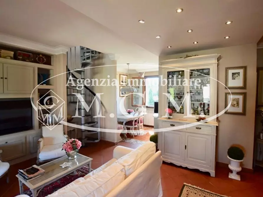 Immagine 6 di Appartamento in vendita  a Pontedera