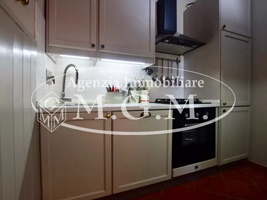 Immagine 11 di Appartamento in vendita  a Pontedera