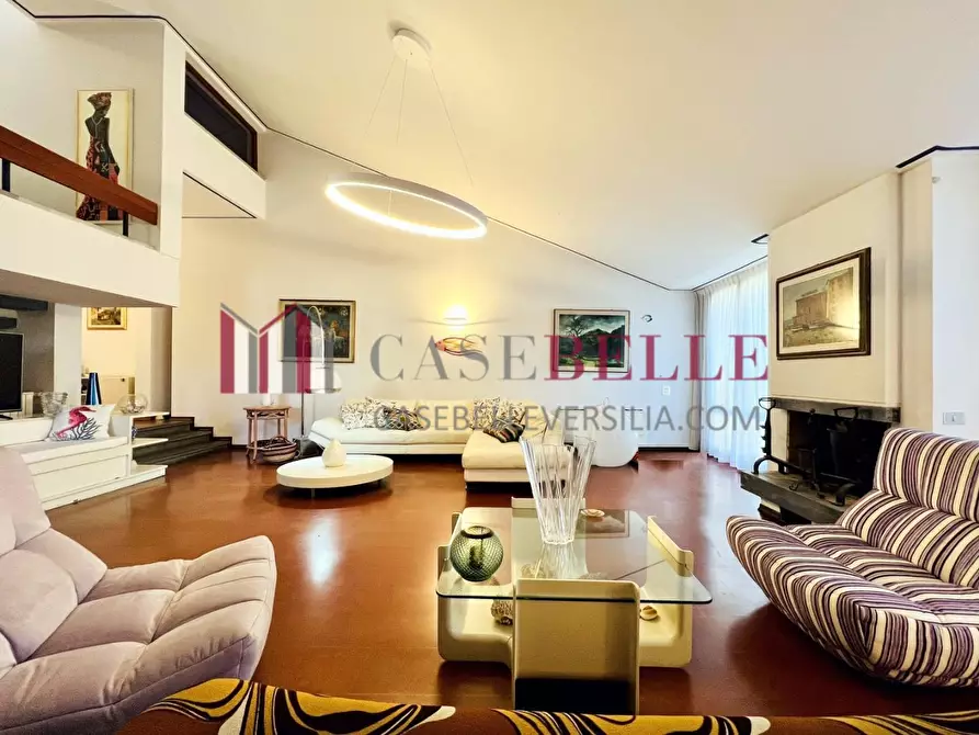 Immagine 6 di Villa in affitto  a Forte Dei Marmi