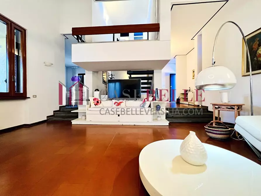 Immagine 9 di Villa in affitto  a Forte Dei Marmi