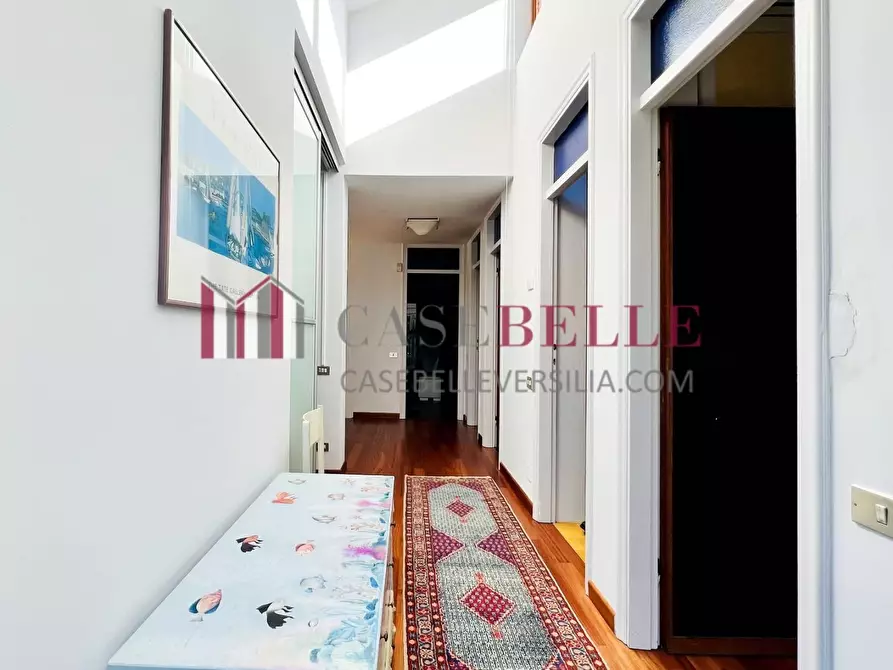 Immagine 43 di Villa in affitto  a Forte Dei Marmi