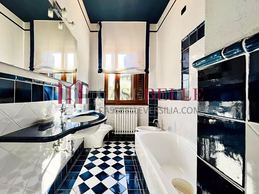 Immagine 30 di Villa in affitto  a Forte Dei Marmi