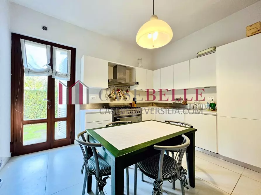 Immagine 14 di Villa in affitto  a Forte Dei Marmi