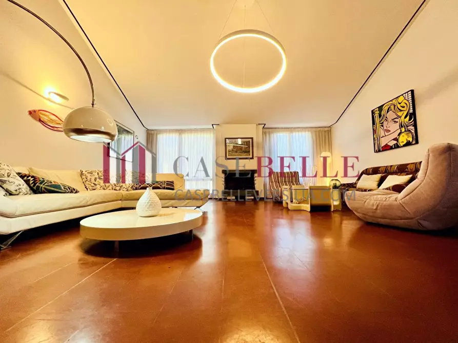 Immagine 3 di Villa in affitto  a Forte Dei Marmi