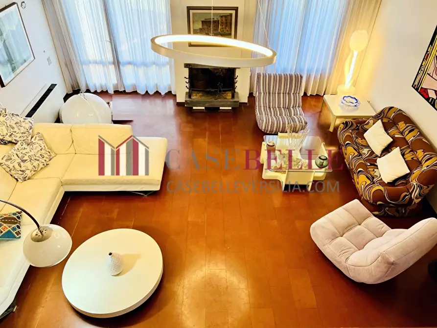 Immagine 45 di Villa in affitto  a Forte Dei Marmi