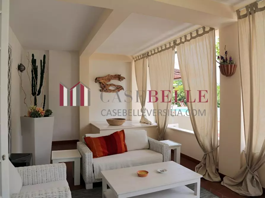 Immagine 8 di Casa indipendente in vendita  a Forte Dei Marmi