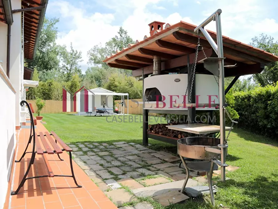 Immagine 14 di Casa indipendente in vendita  a Forte Dei Marmi