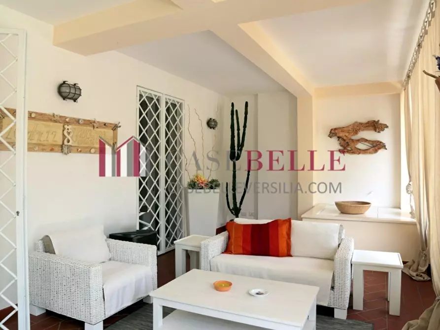 Immagine 7 di Casa indipendente in vendita  a Forte Dei Marmi