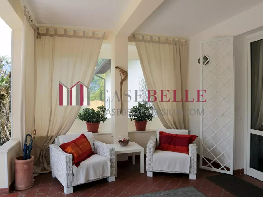 Immagine 5 di Casa indipendente in vendita  a Forte Dei Marmi